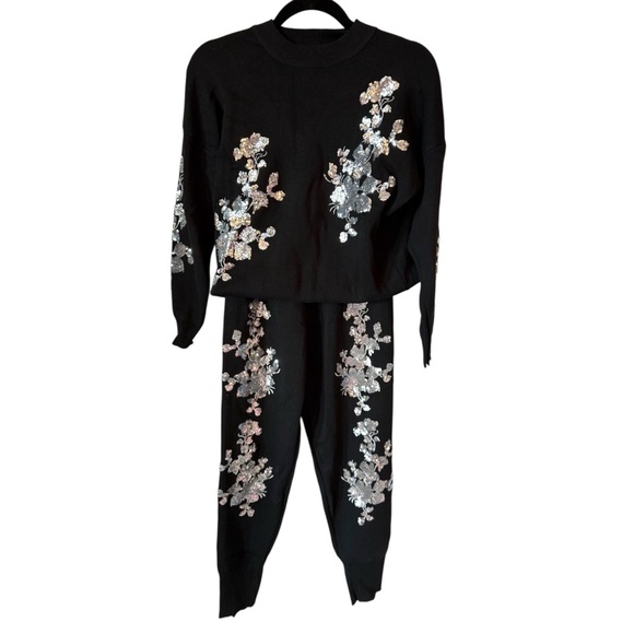 Hand Beaded Knit Sweater Set The Kinrey - Picture 11 of 12